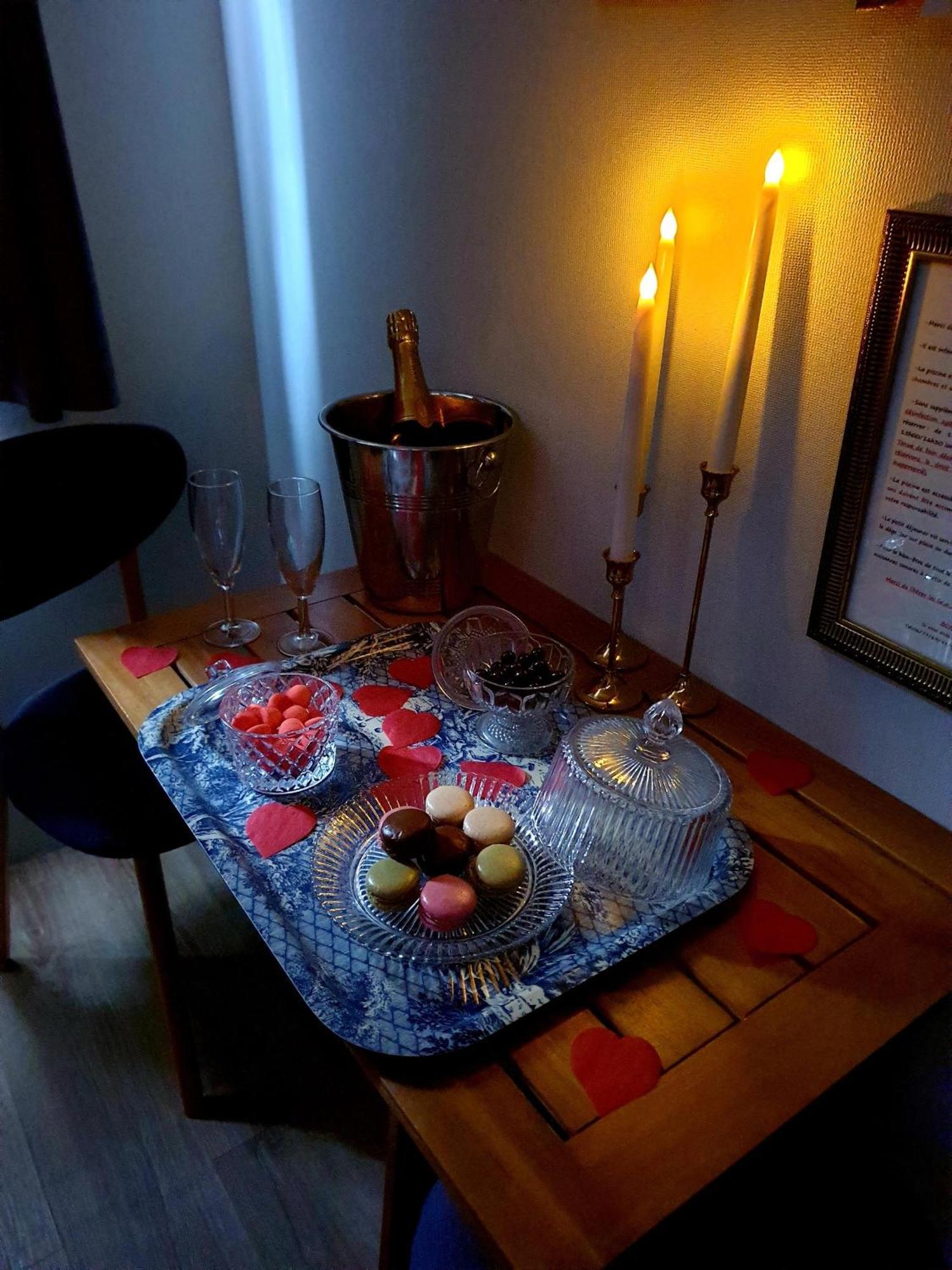 Marolles  Le Grand Cedre Spa Et Sauna Interieur Piscine المظهر الخارجي الصورة